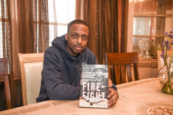 Heroic off-duty firefighter saves three neighbors from burning Queens house: ‘He’s Superman’ Heroic off-duty firefighter saves three neighbors from burning Queens house: ‘He’s Superman’
