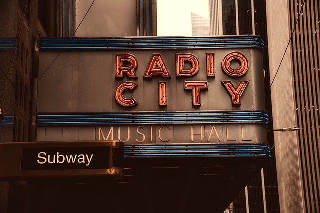 signs in new york city