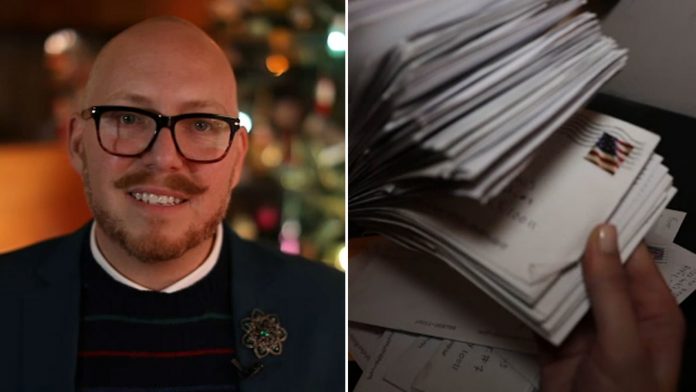 Holiday mystery: Letters to Santa arrive at New York City apartment every year Holiday mystery: Letters to Santa arrive at New York City apartment every year