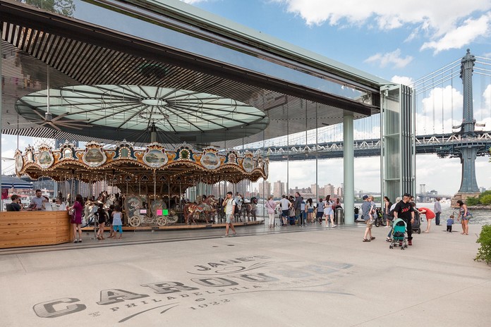 Jane's_Carousel_2019_(Manhattan_Bridge_in_background) Carousels In New York City