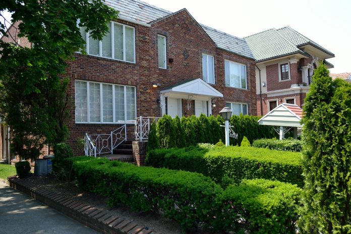 queens-2729061_1280