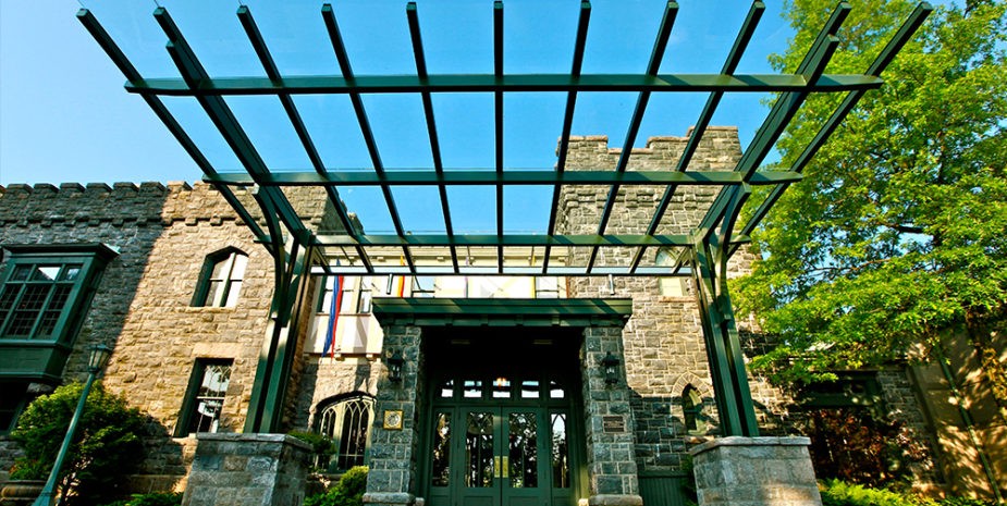 Castle On The Hudson; Romantic Escape From The City (2020) 5 Castle On The Hudson; Romantic Escape From The City (2020) 4