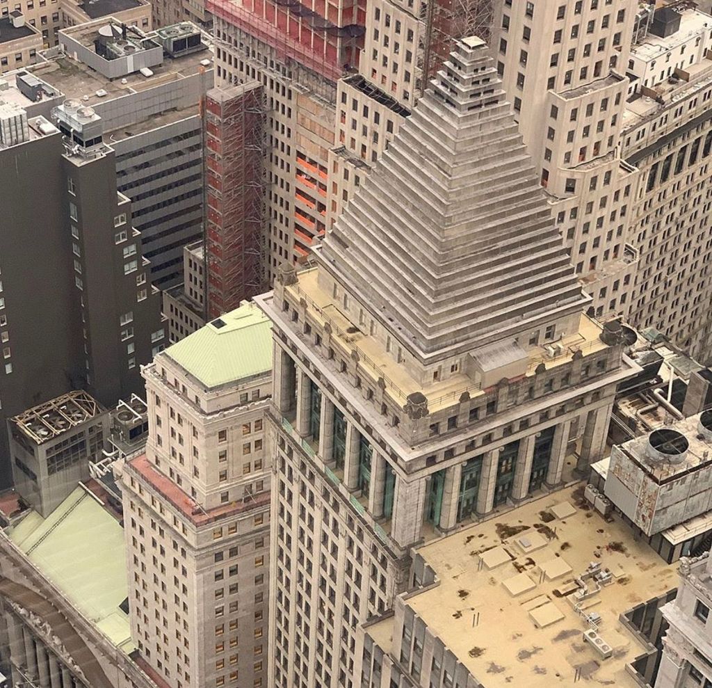 Wall Street, the symbol of wealth and power 2