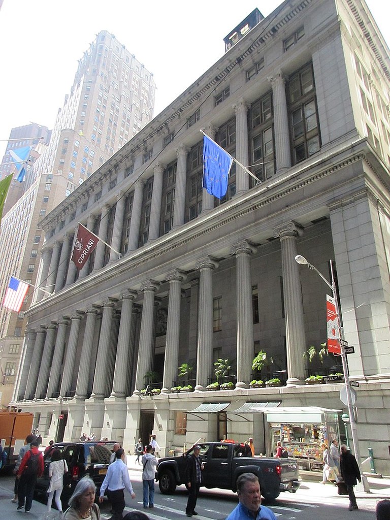 Wall Street, the symbol of wealth and power 7