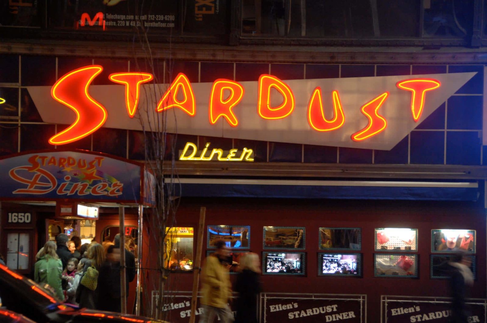Iconic Ellen's Stardust Diner 1 Iconic Ellen's Stardust Diner 1