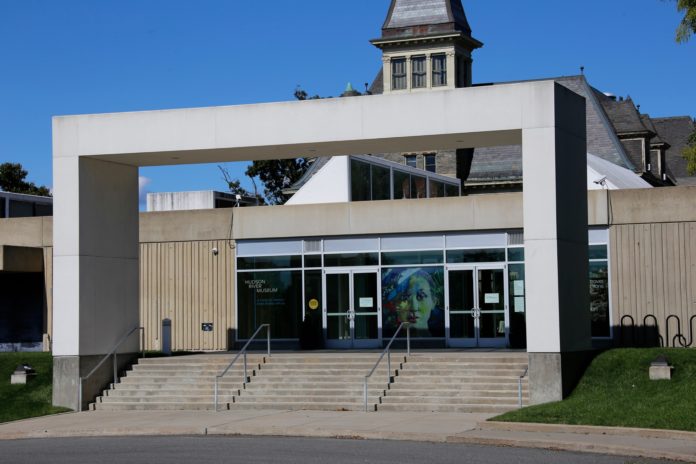 hudson river museum building