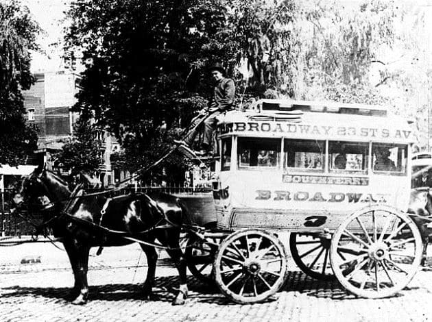 POLL: Should New York City ban horse-drawn carriages? Let us know your opinion! 1 Should New York City ban horse-drawn carriages?