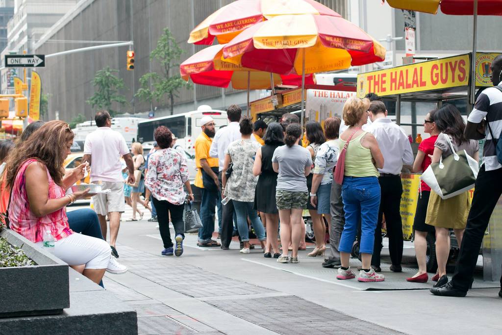 Experience City Like a Local: A Guide to the Best Food Trucks in the NYC!